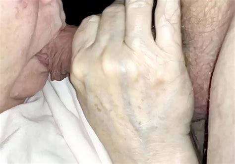 BBW Ehefrau Liebt Es Meinen Schwanz Am Kopf Zu Lutschen XHamster