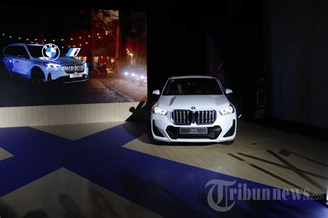 Bmw Indonesia Luncurkan Dua Model Sav All Electric Foto