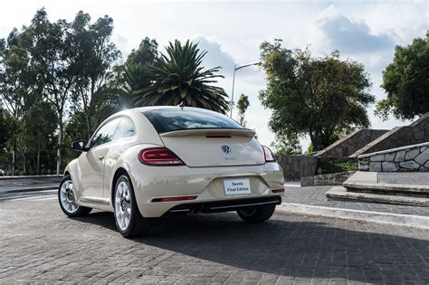 Volkswagen Beetle Final Edition Celebrated In Mexico Carsradars