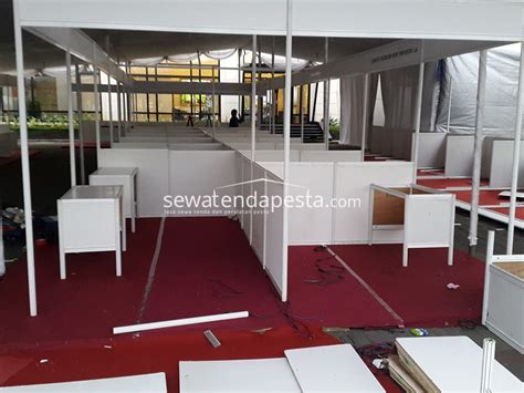 Sewa Partisi R8 Sewa Tenda Pesta