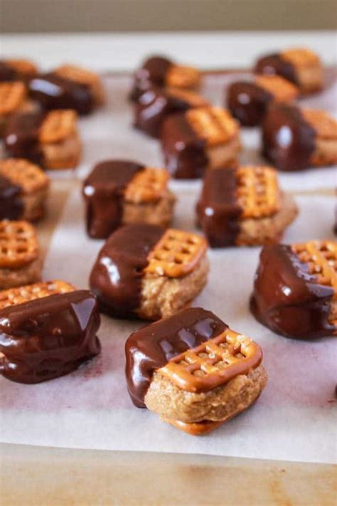 Chocolate Peanut Butter Pretzel Bites Sally S Baking Addiction