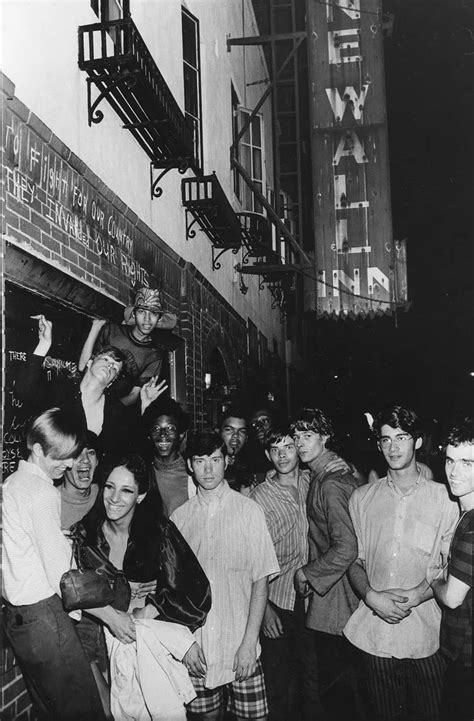 Stonewall La Revuelta Gay Que Marcó Un Antes Y Un Después En El Movimiento Lgbt Tn