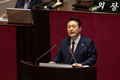 韩最大在野党抵制尹锡悦施政演说，韩媒：在韩国宪政史上尚属首次尹锡悦发表施政演说 最大在野党抵制民主党政府