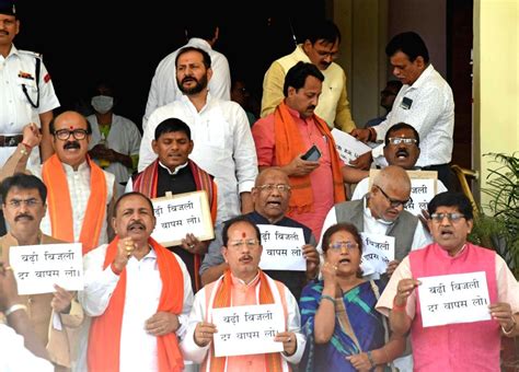 Leader Of Opposition In Bihar Assembly Vijay Kumar Sinha With Bjp Mlas