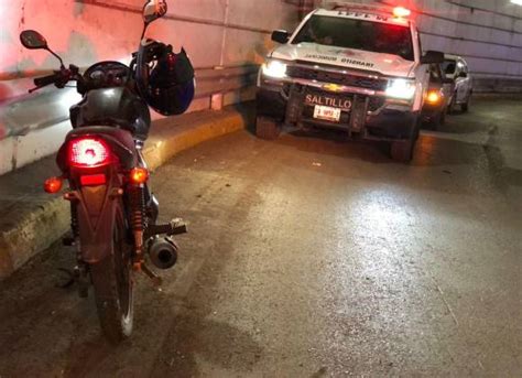 Saltillo Motociclista En Estado De Ebriedad Derrapa Y Deja Lesionada A