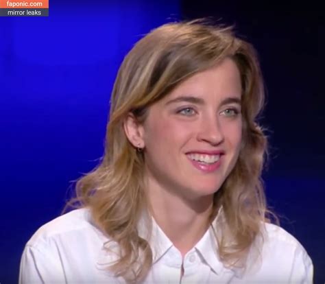 Adèle Haenel aka adelehaenelenfeu Nude Leaks Faponic