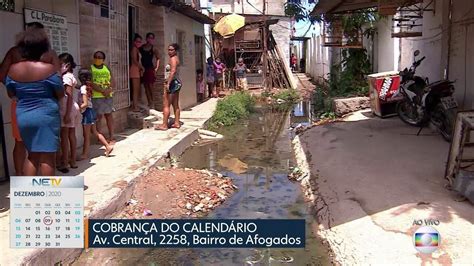 Moradores de Afogados sofrem água acumulada e esgoto exposto NE1 G1