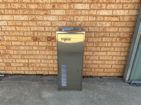 MODEL RS50 Refrigerated Water Chiller