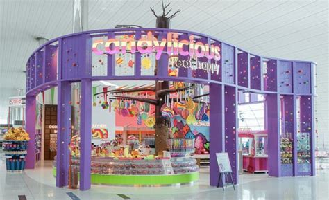 Listed As The Largest Candy Store In The World Review Of Candylicious