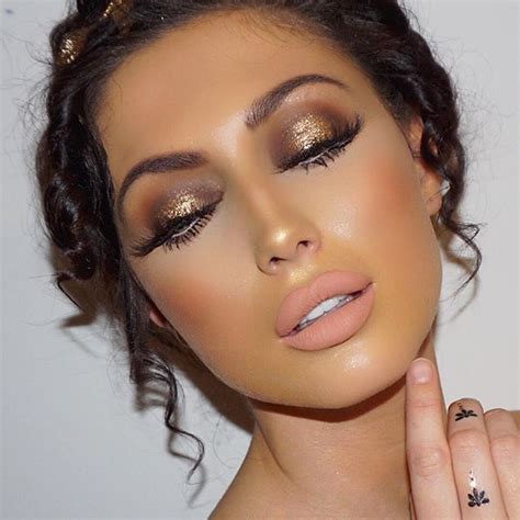 Pin By 𝕁𝕖𝕟𝕟𝕚𝕗𝕖𝕣 𝕃𝕪𝕟𝕟𝕖♛ On ♥ℓєтz ℳąƙℰʊ℘ ♥ Celebrity Makeup Artist