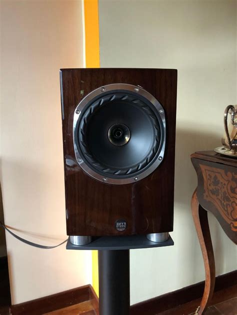 Fyne Audio F Sp Way Standmount Loudspeaker Review Off