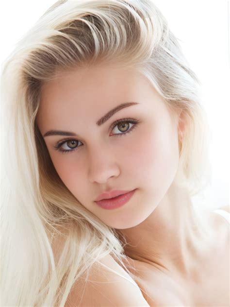 Scarlett Leithold Model Height Age Wiki Weight Bio Boyfriend