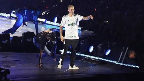 Justin Bieber Usa Camisa Do Palmeiras Em Show E Surpreende