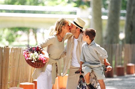 Ce Explica Ii Se Dau Copiilor Care I Au Surprins P Rin Ii F C Nd Sex