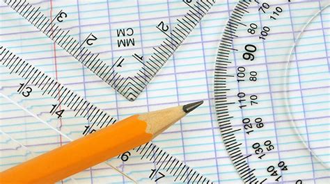 Tangents Applying The Properties Of Shapes To Determine An Angle