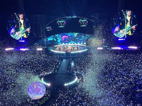 Coldplay A Milano La Band Incanta San Siro Recensione Del Concerto