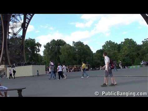 Trío público en la Torre Eiffel XVIDEOS