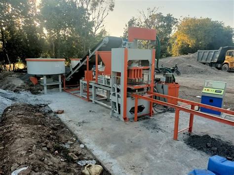 Automatic Solid Cement Brick Making Machine At Rs 1650000 In Ahmedabad