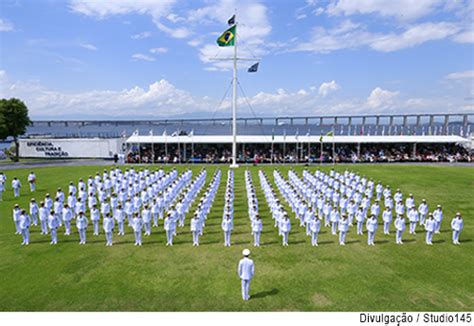 Ciaw Forma Cinco Oficiais E Guardas Marinha Do Servi O Militar