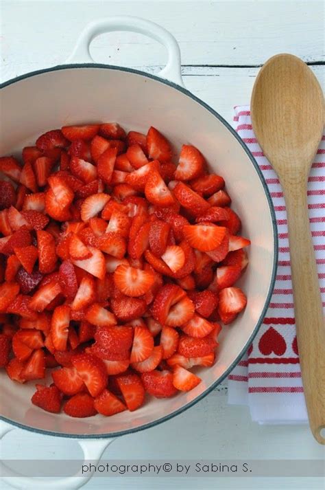 Due Bionde In Cucina Marmellata Di Fragole Con Succo D Arancia