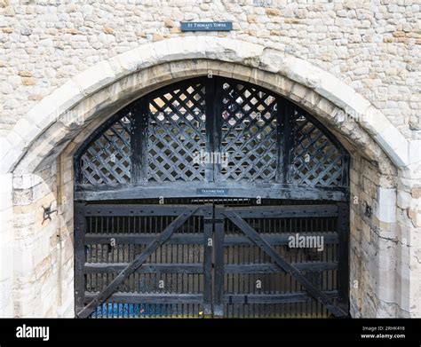 Traitors Gate An Entrance From The River Thames Through Which