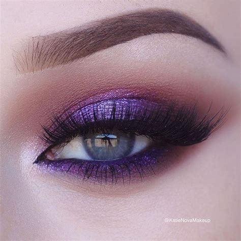 Pin By Narda Tatiana Aguilar Callenov On Maquillaje Ojos Purple