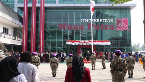 Universitas Nusa Putra Sukabumi Gelar Upacara Bendera Khidmat Di Hut Ri