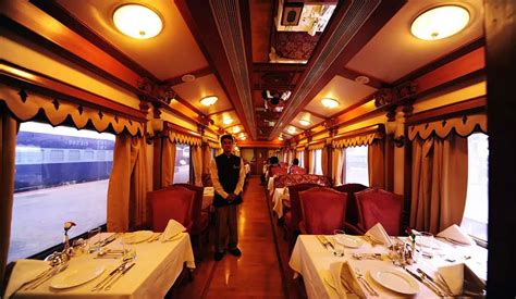 The Golden Chariot Luxury Train In India The Golden Chariot Booking