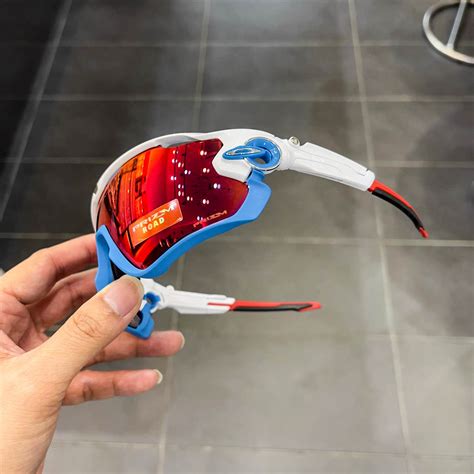 Oakley Jawbreaker Polished White Prizm Road 2aoptical