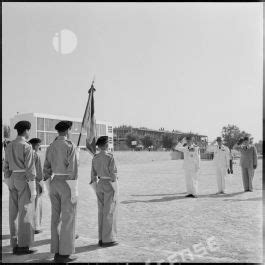 ImagesDéfense Koléa Le général Salan et le général Allard saluent le