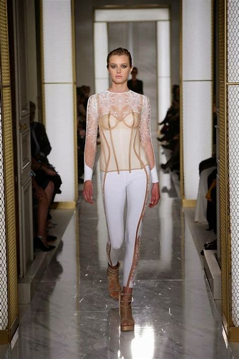 Concierge4Fashion La Perla Couture Lingerie Fashion Show Spring Summer