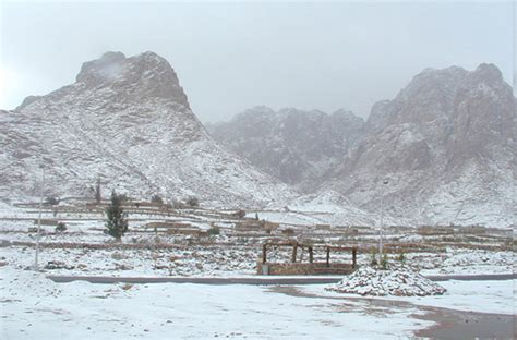 In Photos Its Snowing In Egypts Saint Catherine South Sinai