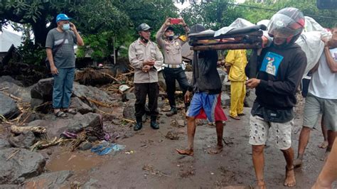 Indonesien Und Osttimor Fast Tote Nach Sturzfluten Welt