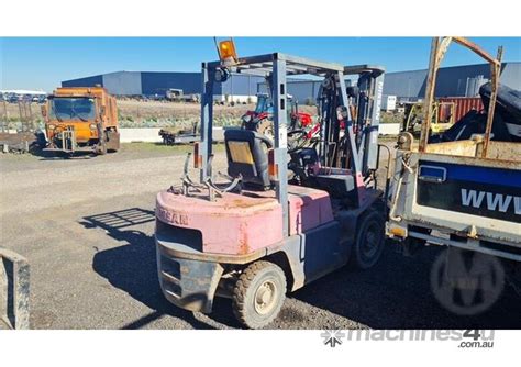 Used Nissan Pj A U Counterbalance Forklift In Listed On Machines U