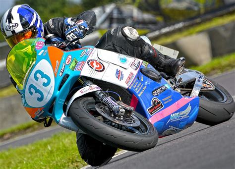 2 Strokes Racing – John's Motorcycle News