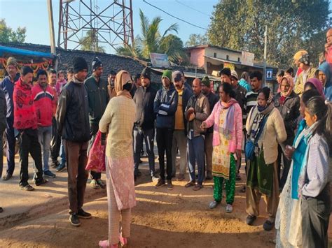 Drama Of Husband And Wife Going On In Simdega सिमडेगा में चला पति