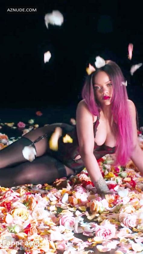Rihanna Sexy Photos And Video Poses Her Banging Curves For Her Savage X Fenty Lingerie