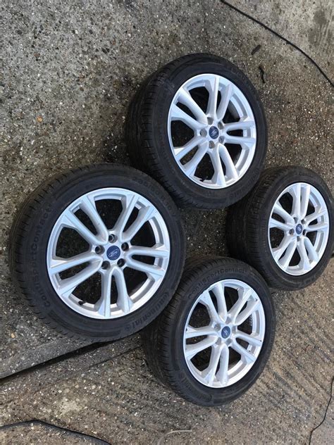 Ford Kuga Titanium Alloy Wheels Tyres Genuine In Basildon