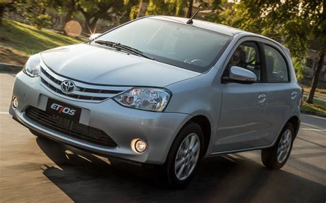 Novo Toyota Etios Autom Tico Pre Os Especifica Es