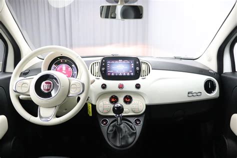 Fiat 500C DOLCEVITA 1 0 GSE 51kW 69PS Verdeck Schwarz Navigations