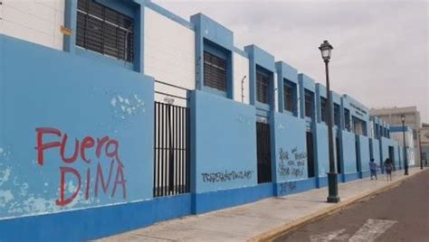 La Libertad Desconocidos Realizan Pintas En Catedral Colegio Y Casona