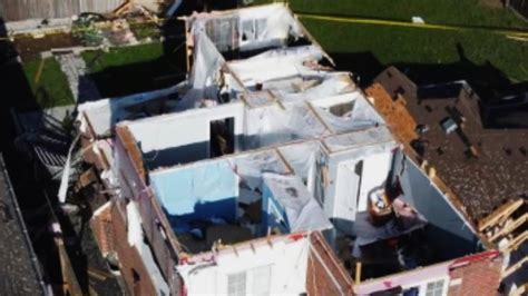 Tornado Rips Roof Off Womans Home Youtube