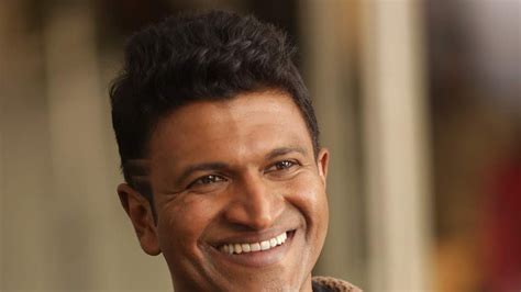 Smiling Actor Puneeth Rajkumar Face In Blur Background HD Puneeth ...