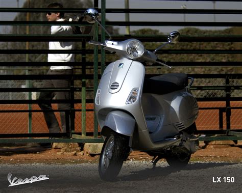 Vespa Lx 150 2008 2009 Specs Performance And Photos Autoevolution