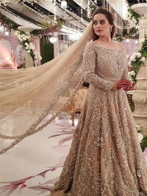 Minal Khan Walima Pics From A Fairytale Ceremony Showbiz Hut