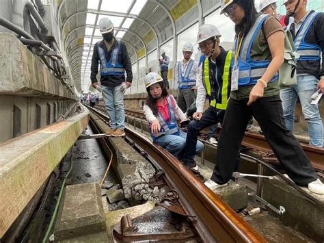 Re 新聞 環狀線11處位移要開始修了 新北捷運局進場架設施工架 Mrt板 Disp Bbs