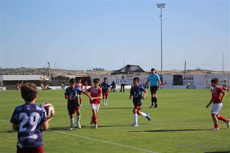 11 equipos participaron en el III Torneo de Fútbol Base de la EF