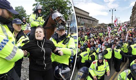 Riot Police Surround Edl Protest After Violent Clashes Between Far Right And Anti Fascists Uk