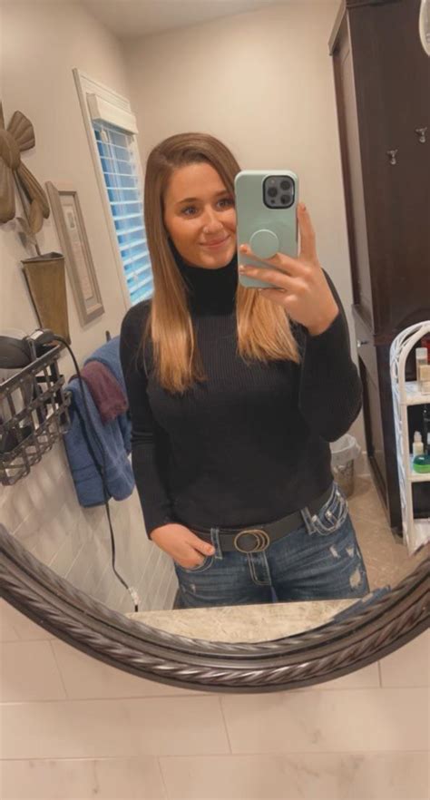 I Love Sweater Weather 🥰 Rsfwnextdoorgirls