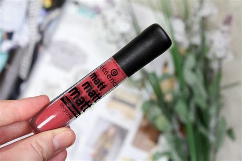 Essence matt matt matt longlasting lipgloss | Ellenismyname